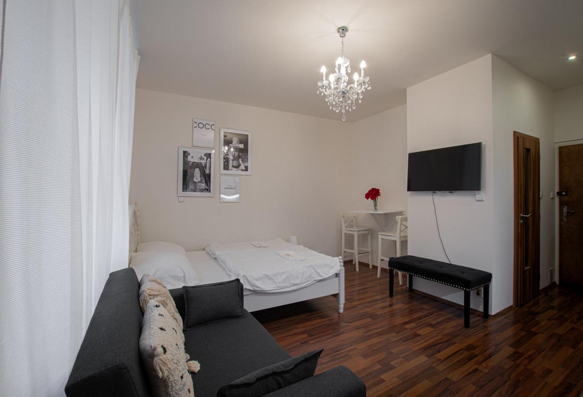 Cozy Homestay At Andel Praga Exterior foto